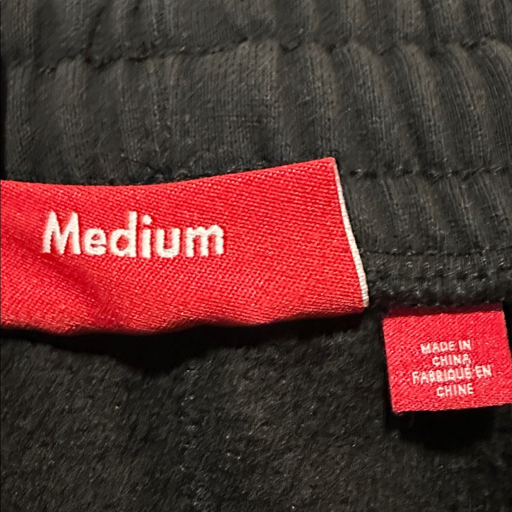 Supreme Sweatpants - Picture 3 of 5